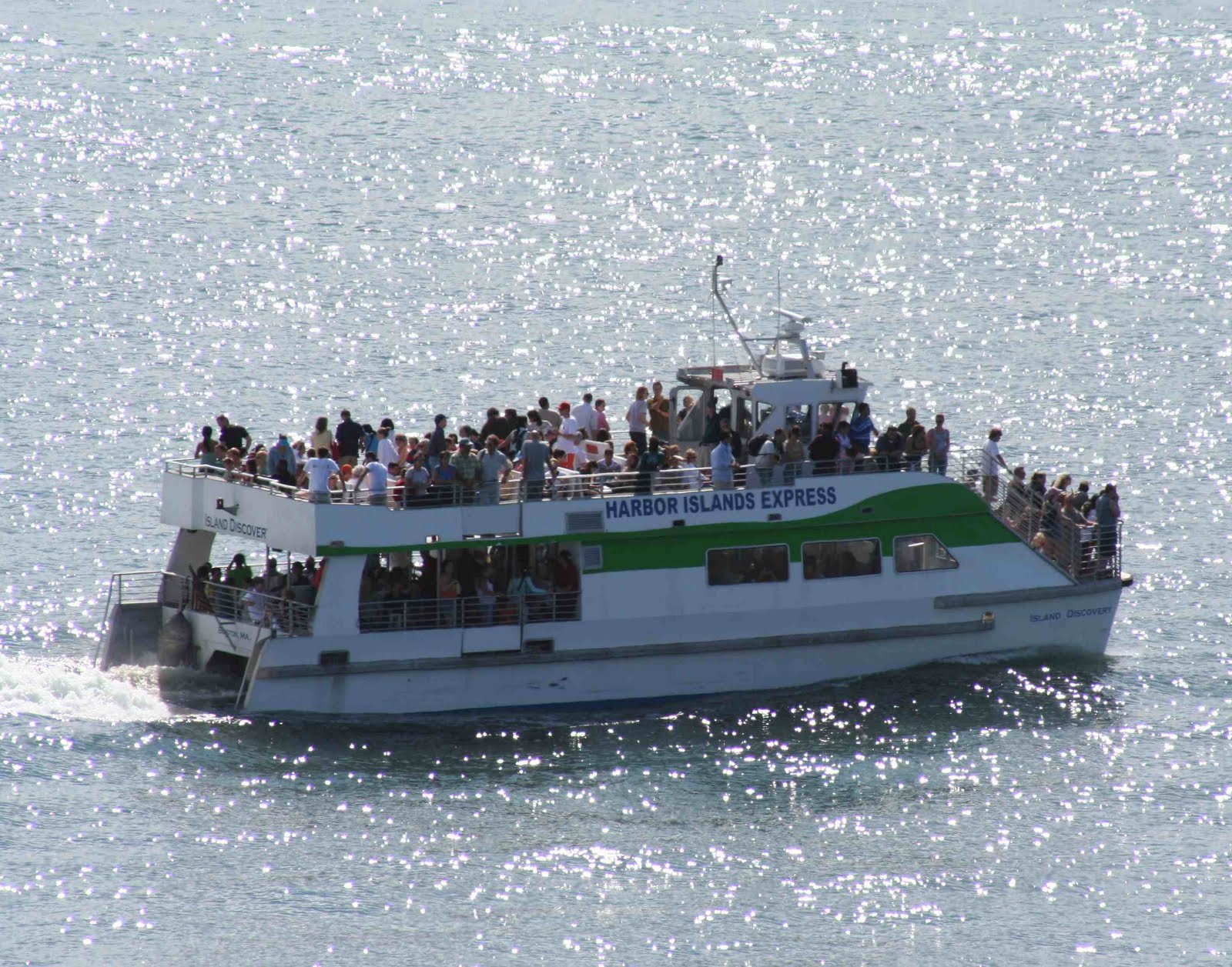 Boston Harbor Islands Free Ferry Day [05/13/17]